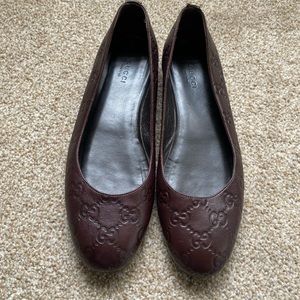 Authentic Gucci leather flats